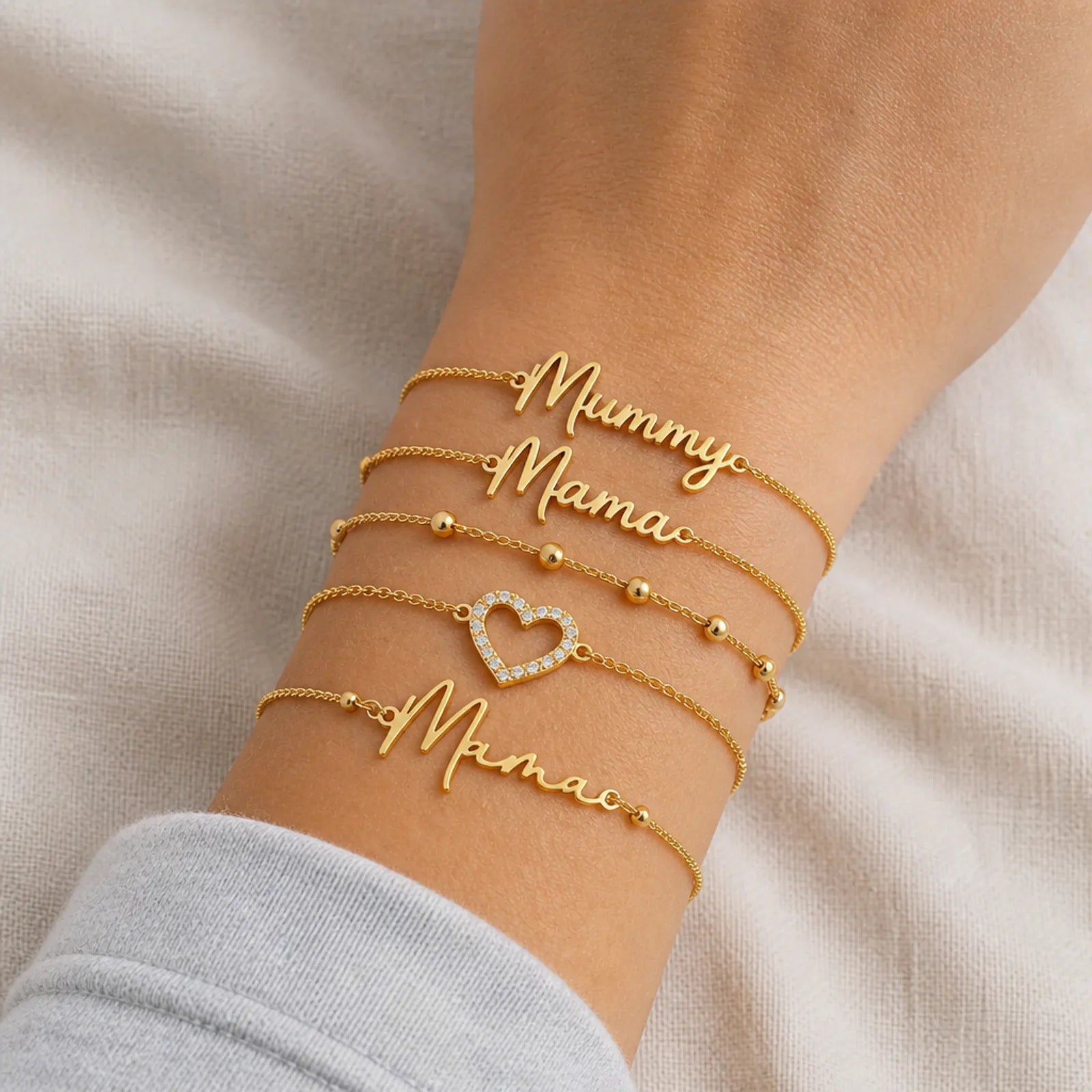 To the Beautiful Mum-to-Be Bracelet Set & Personalised Teddy Bear