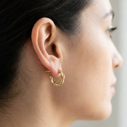 Twisted Hoop Stud Earrings – Sculptural Modern Hoops for Everyday Wear