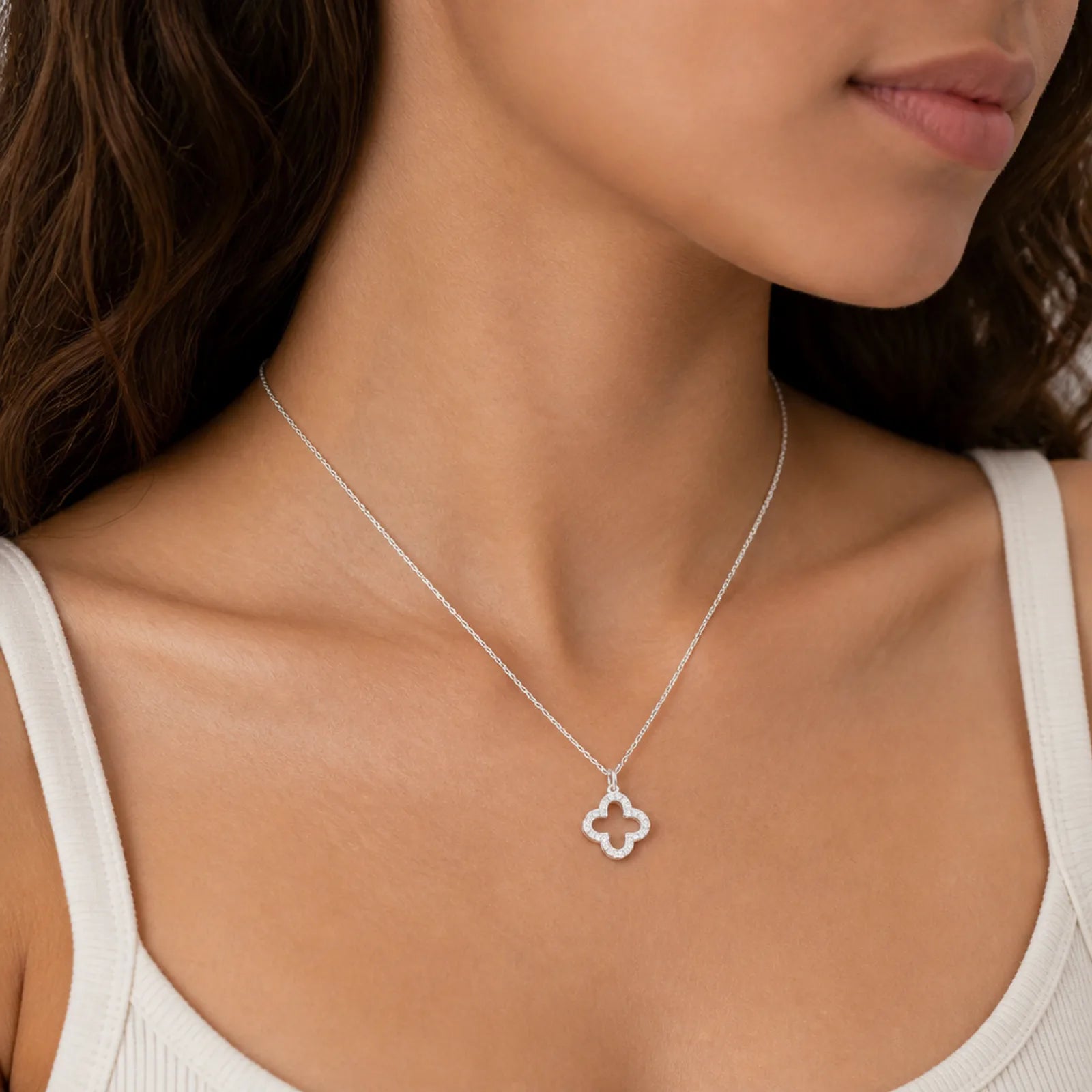 Cubic Zirconia Open Quatrefoil Necklace – Elegant Clover Design Pendant